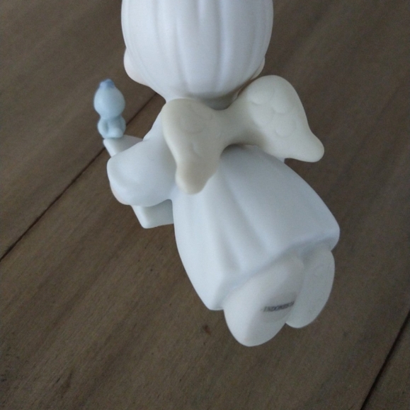 Brand new Precious Moments Ornament 1993 - Picture 4 of 6